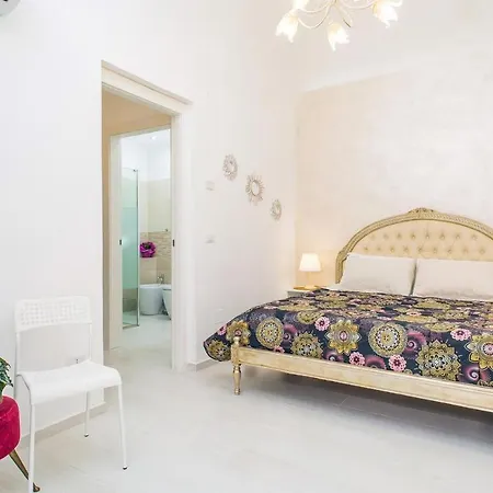 Alba 2 Bed & Breakfast 3*